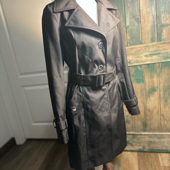 Calvin Klein Trench Coat Women's
Xs Black Long Raincoat Belted - Picture 16 of 17
